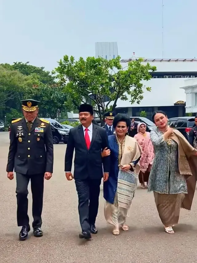 6 Adu Gaya Berkebaya Annisa Pohan dan Nanik Istumawati Dampingi AHY dan Hadi Tjahjanto Dilantik Jadi Menteri