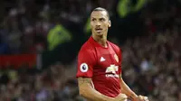 Eks Pemain Arsenal Doakan Ibrahimovic Juara Bersama MU