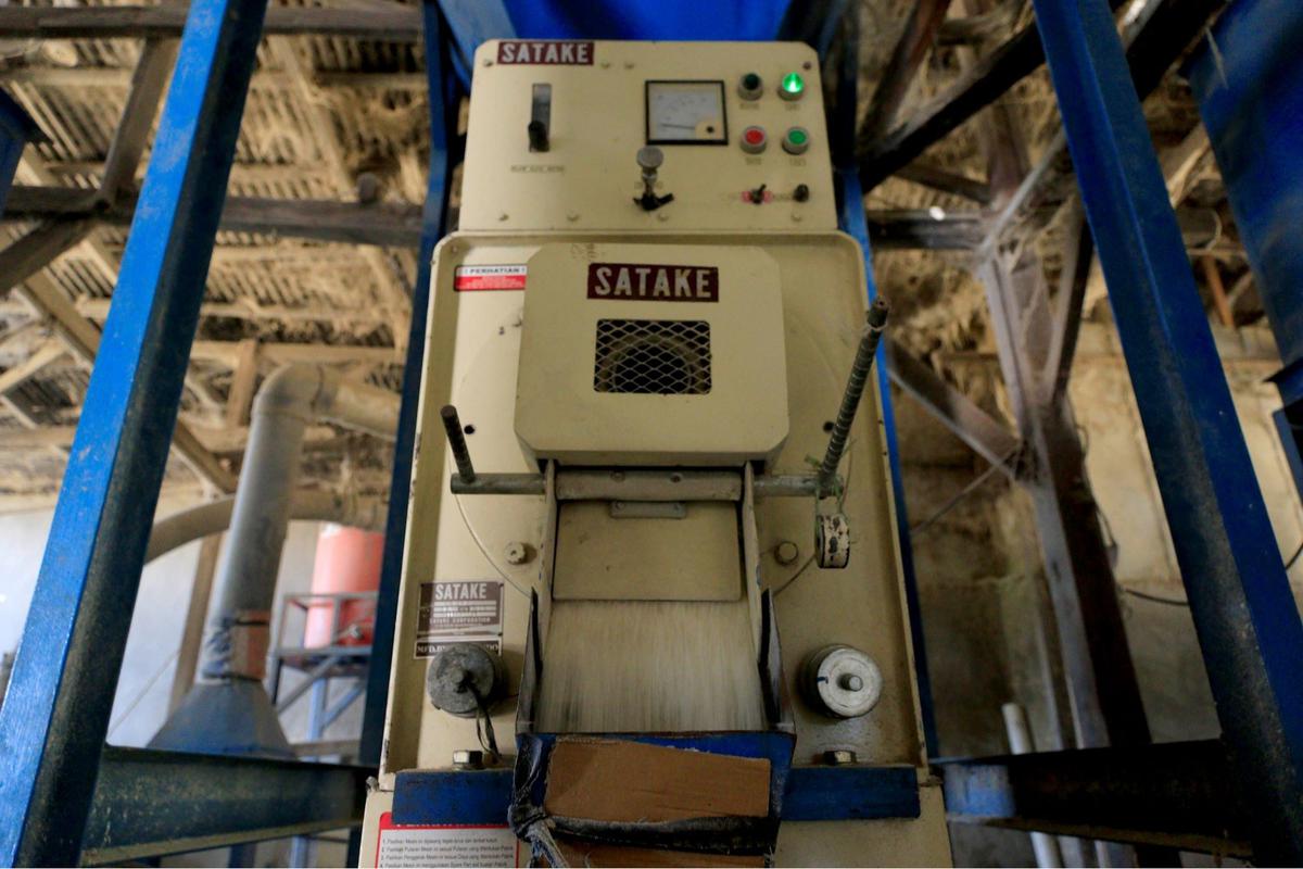 Penggilingan padi di Bekasi manfaatkan program Electrifying Agriculture PLN