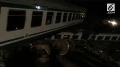 Kecelakaan kereta api terjadi di Turin, Italia. Insiden menewaskan dua orang dan lima belas orang lainnya terluka.