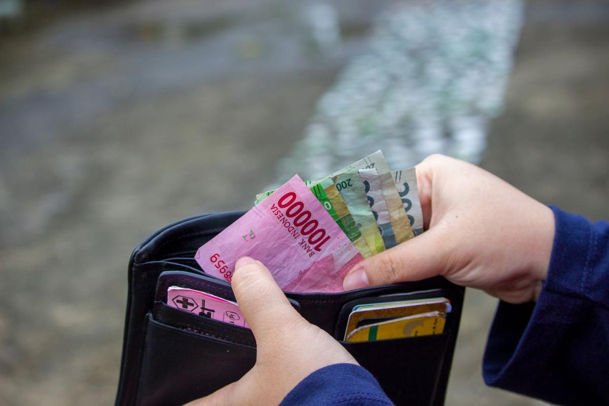 Cara menabung untuk hari tua