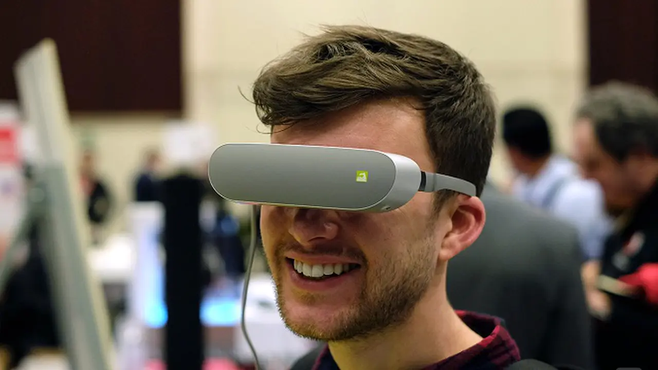 Tak Hanya G5, LG juga Perkenalkan Perangkat Headset VR dan Kamera