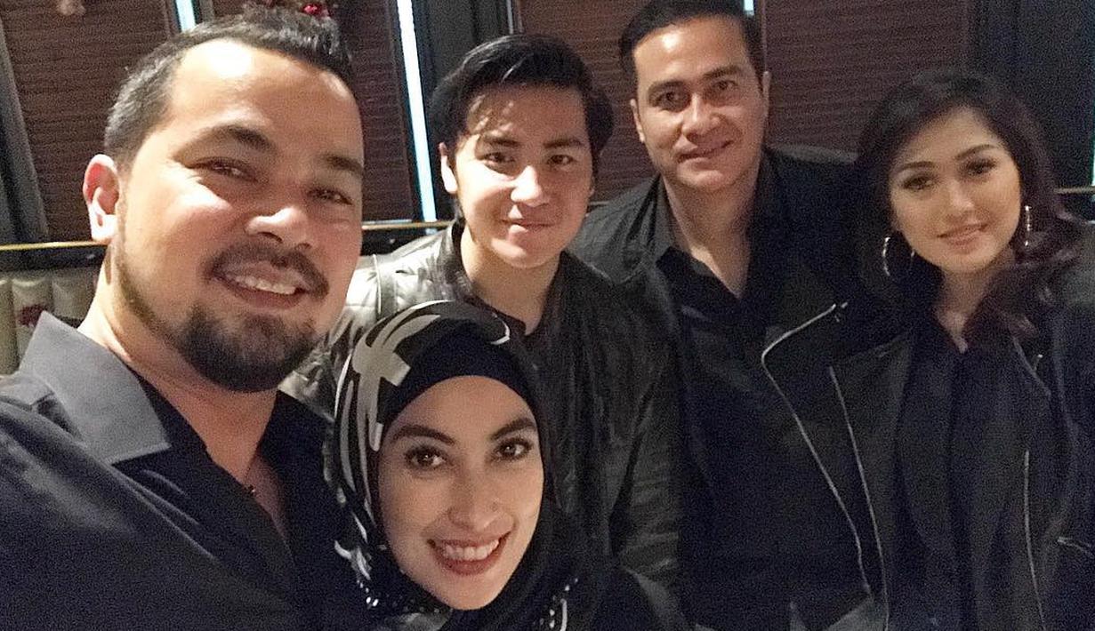 Haru, Keluarga Annisa Trihapsari dan Adjie Pangestu Kumpul Bersama
