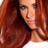 Ingin mewarnai rambut di rumah? Intip tips pewarnaan rambut berikut ini.