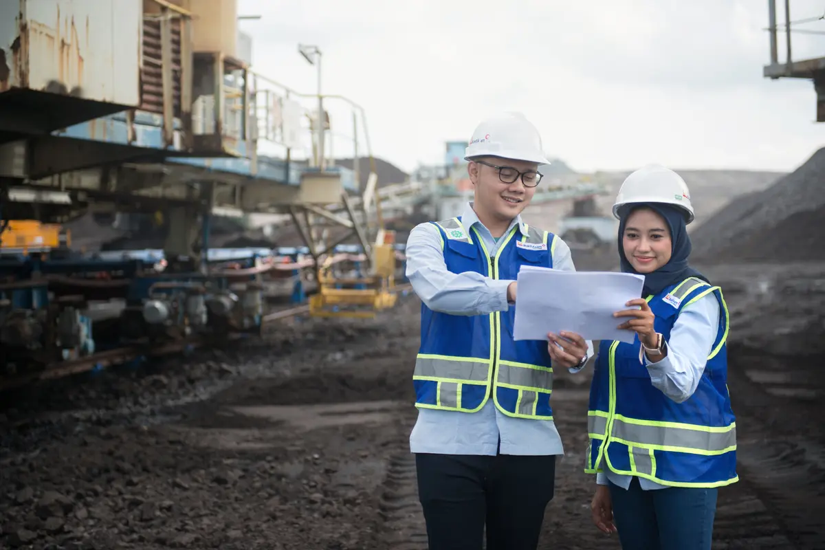 PT Bukit Asam Tbk (PTBA) berhasil berkontribusi terhadap penerimaan negara pada paruh pertama tahun ini mencapai Rp 9 triliun.