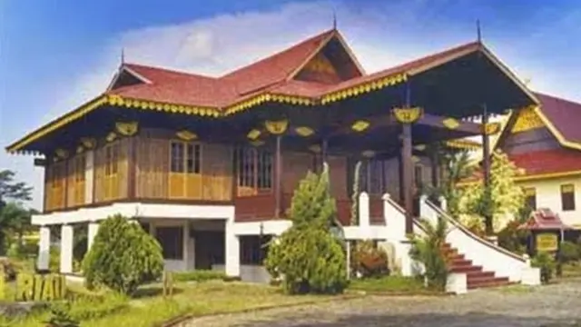 Balai Salaso Jatuh
