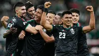 Mexico's Luis Romo, third left, celebrates with his teammates after scoring g his team's first goal during the World Cup Group A soccer match between Mexico and South Korea in Zapopan, near Guadalajara, Mexico, Thursday, June 18, 2026. (AP Photo/Natacha Pisarenko)