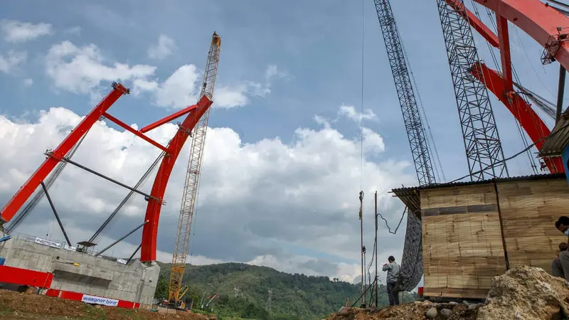 Pemerintah menargetkan Jembatan Kali Kuto bisa dilalui H-2 Lebaran. (Dok Kementerian PUPR)