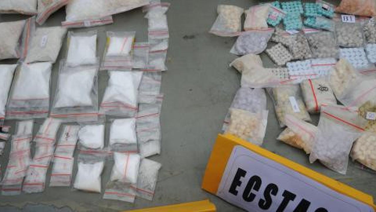 Sehari, JK produksi 1.000 butir ekstasi