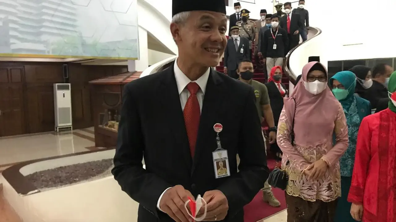 Foto Gubernur Jawa Tengah, Ganjar Pranowo