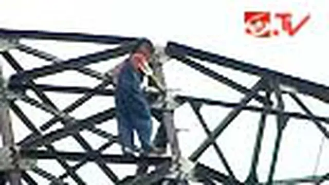 Lagi, Fitri Spiderkid Panjat Tower SUTET