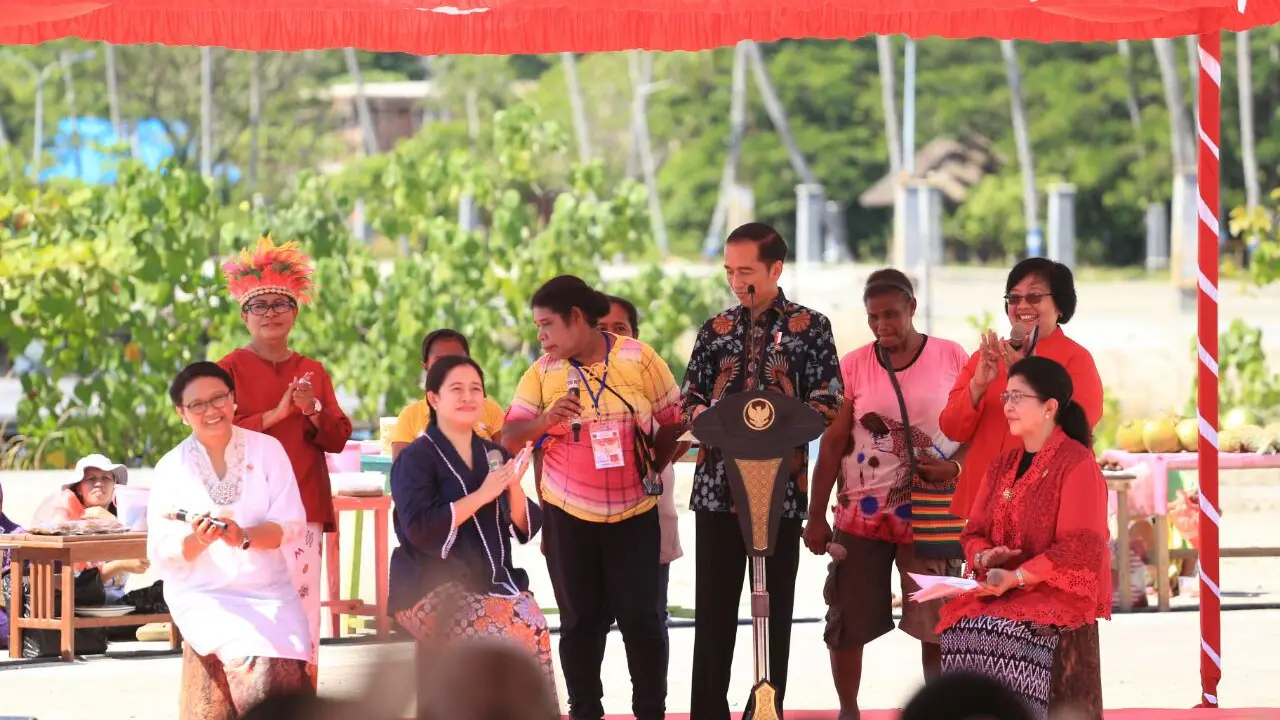 Presiden Jokowi dan 5 menteri Peringati Hari Ibu di Papua