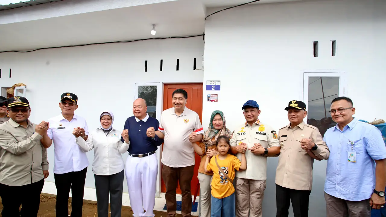 Serahkan 120 Unit Huntap ke Penyintas Bencana Tapsel, Kasatgas Tito Apresiasi Gerak Cepat Bupati