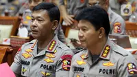 Kapolri Jenderal Polisi Idham Azis (kiri) dan Wakapolri Komjen Ari Dono saat rapat kerja perdana dengan Komisi III DPR di Kompleks Parlemen, Jakarta, Rabu (20/11/2019). Rapat membahas anggaran, pengawasan, dan isu-isu terkini di Indonesia termasuk bom di Polrestabes Medan. (Liputan6.com/JohanTallo)