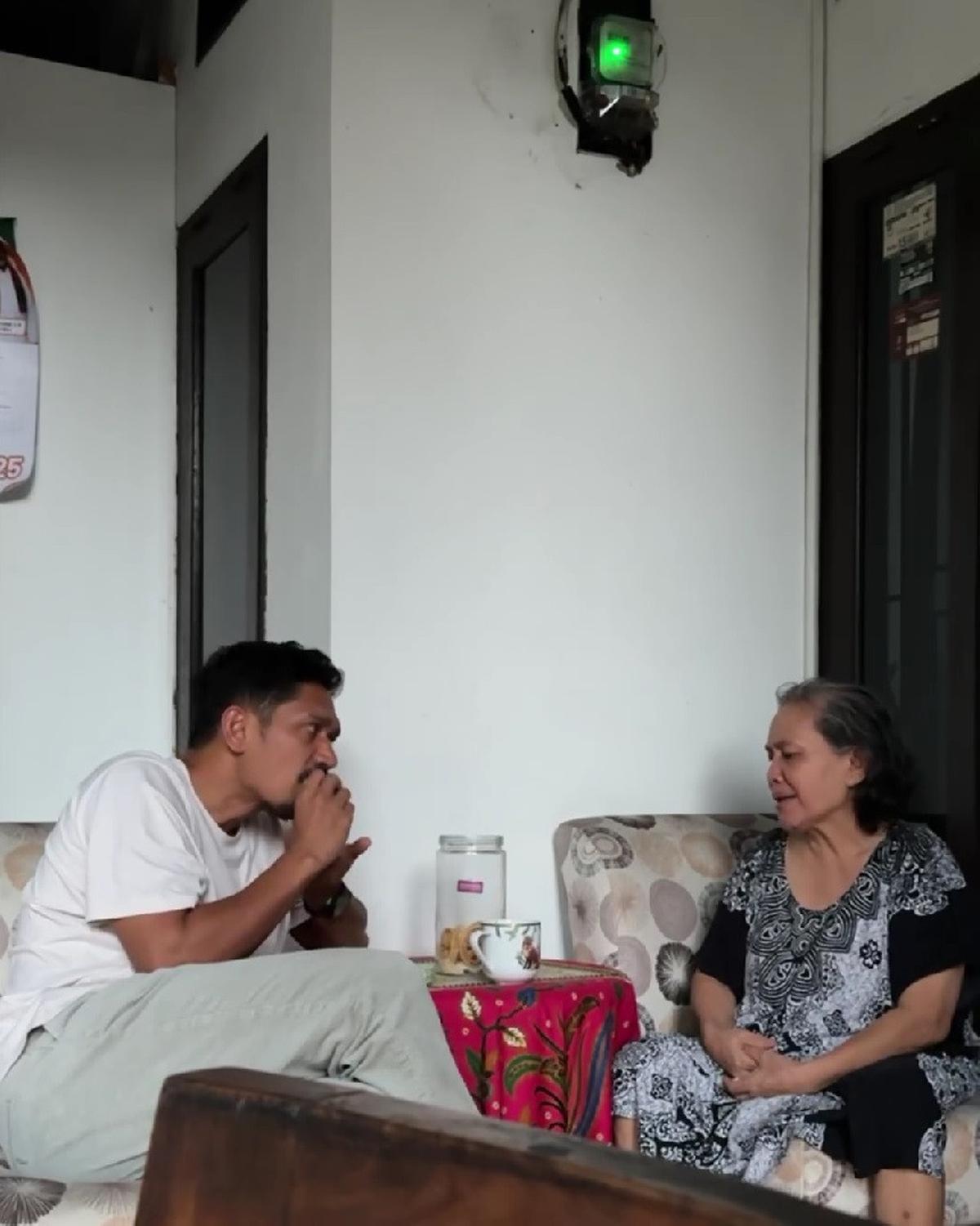 Momen Kebersamaan Ibnu Jamil dan Sang Ibunda yang Kini Tinggal Kenangan