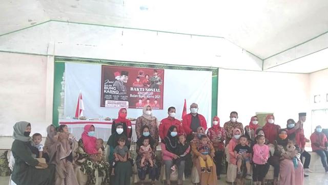 PDI Perjuangan Sumsel Rayakan Bulan Bung Karno dengan Aksi Sosial