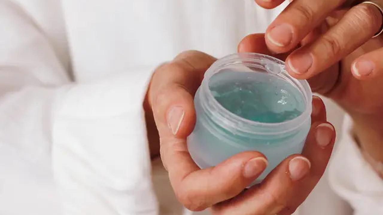 Cara Mengatasi Kemerahan pada Wajah dengan Masker Aloe Vera dan Bubuk Kunyit