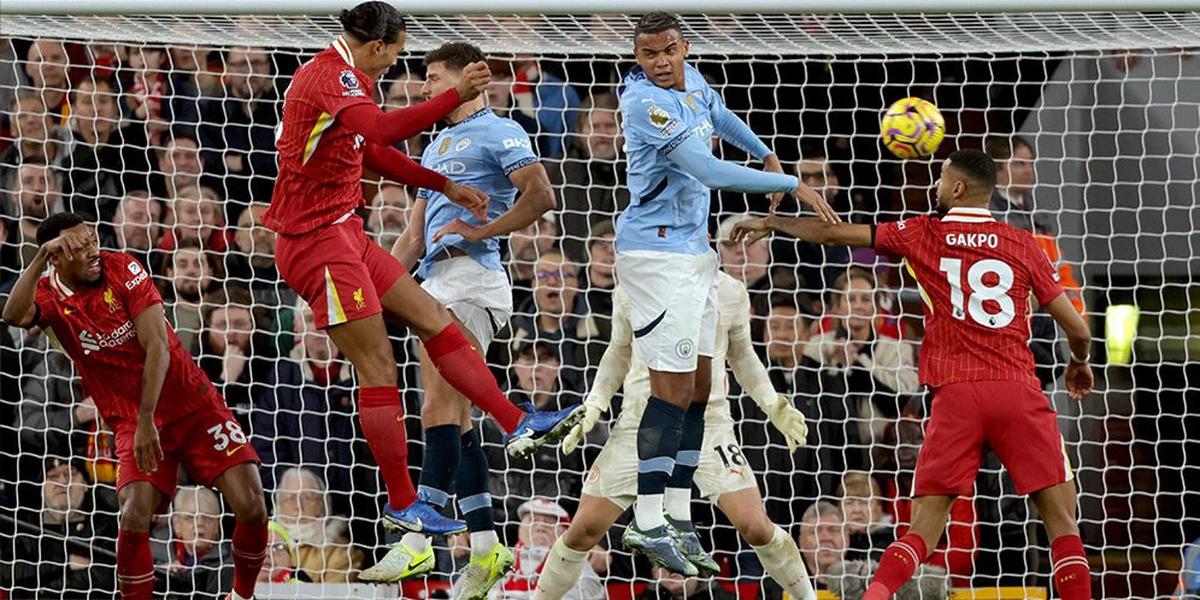 Liverpool dan Man City Bersaing Rebut Andrei Ratiu dari Rayo Vallecano