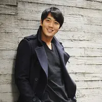 Kim Rae Won mengungkapkan kekecewaannya pada film yang juga diperankan Lee Min Ho, Gangnam Blues.