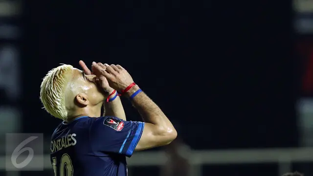20170312-Cetak 11 Gol, Cristian Gonzales Jadii Pencetak Gol Terbanyak Piala Presiden 2017-Tebe