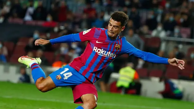 Victor Dethan Sebutkan Dua Pemain Favoritnya, Salah Satunya Mantan Pemain Liverpool yang Gagal di Barcelona