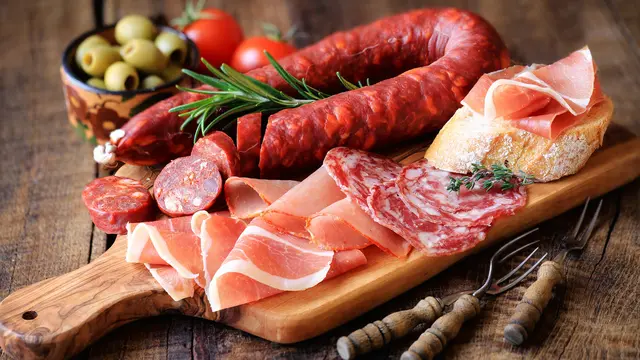 Makanan Ini Bisa Buat Kamu Cepat Tua