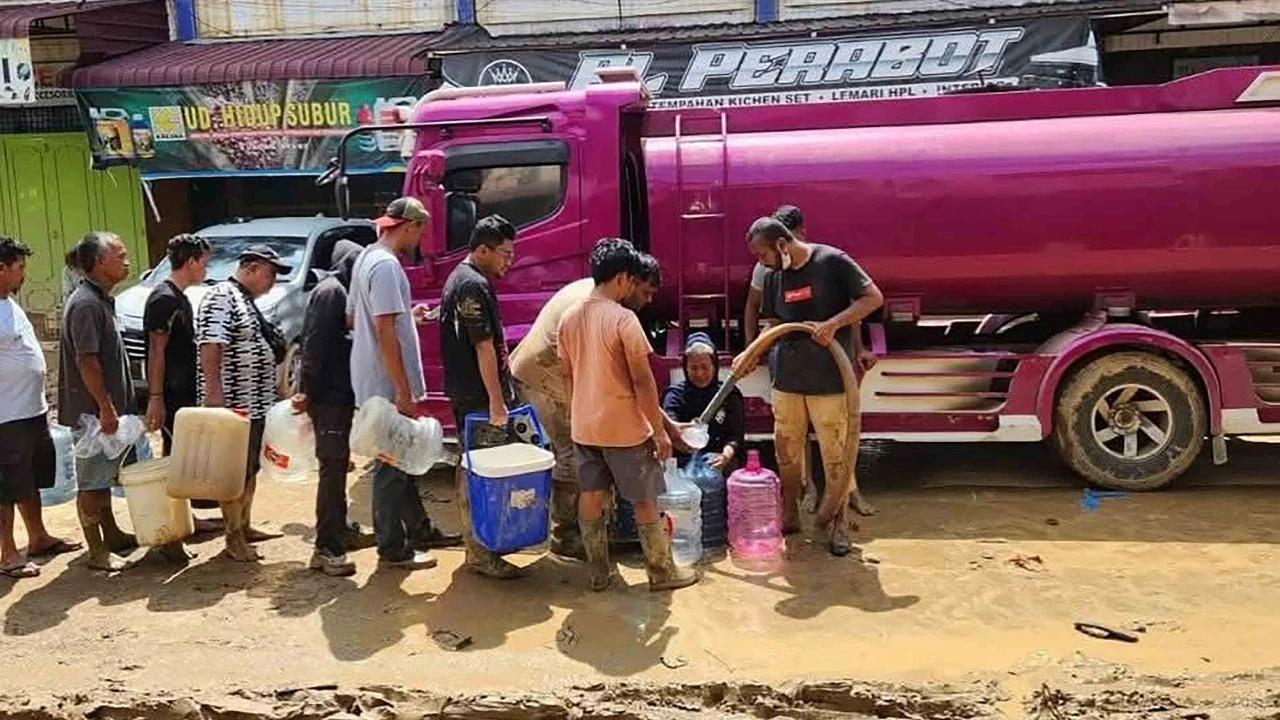 FOTO: Posko Demokrat Aceh Tamiang Perkuat Distribusi Bantuan Hingga Hari ke-12 Bencana
