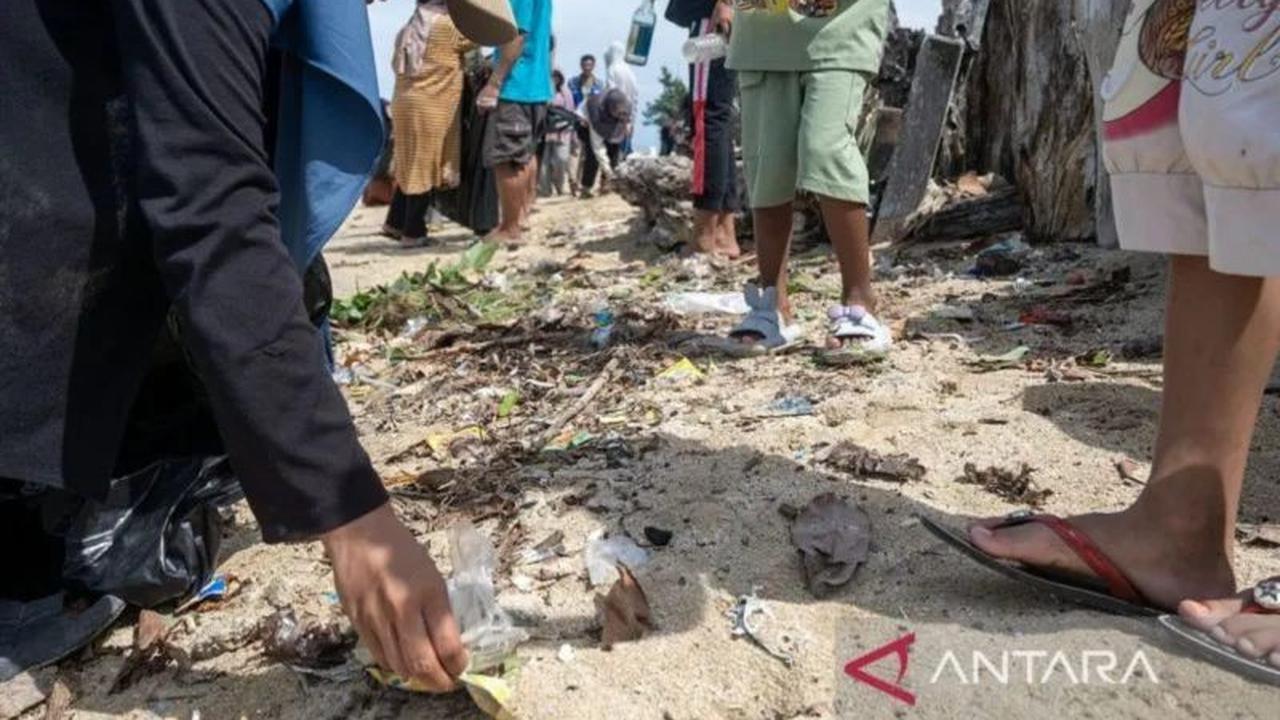 Gencarkan Aksi Bersih Lingkungan, Pemkab Buol Wajibkan Kerja Bakti Dua Kali Sepekan