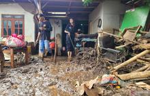 Gerak Cepat Pemkab Situbondo Tangani Banjir Bandang, Ribuan Rumah Terdampak dan Jalur Pantura Lumpuh Sementara