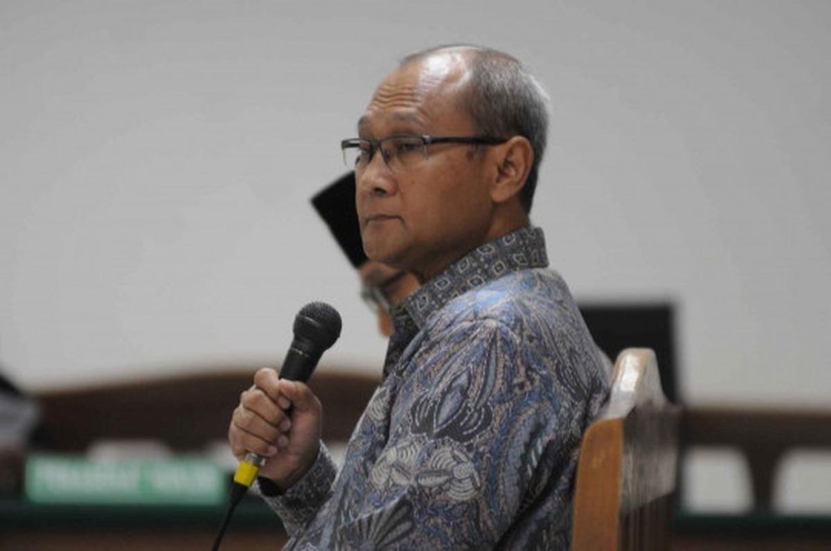 Sutan Bhatoegana dengar kesaksian Waryono Karno di sidang kasus ESDM