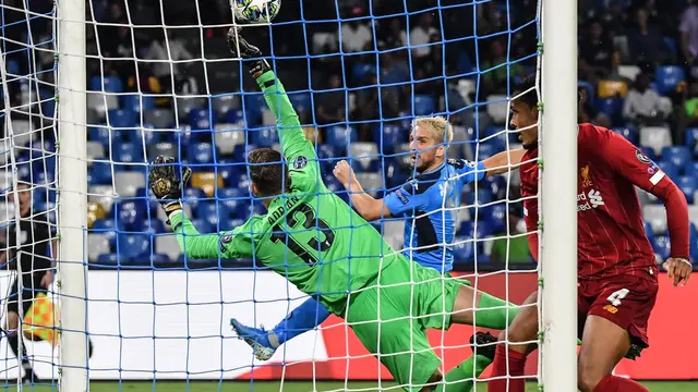 Napoli v Liverpool - Liga Champions
