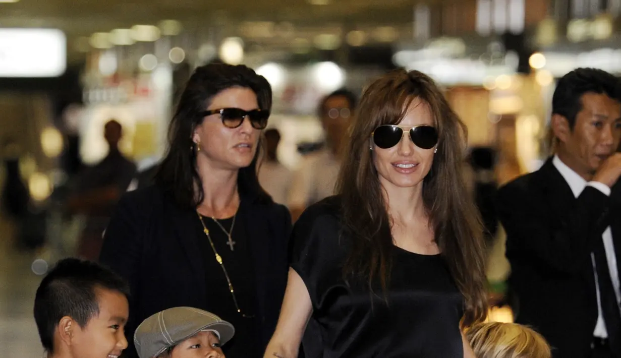 Haven, adik laki-laki Jolie yang sejak lama berperan penting dalam membantu Jolie mengurus keenam anaknya. Terutama, saat masalah perceraian pasangan brangelina ini tengah berlangsung. (AFP/Bintang.com)