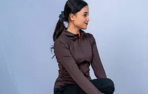 Cari Jaket Olahraga Wanita? Ini Rekomendasi Model Ringan dan Fungsional