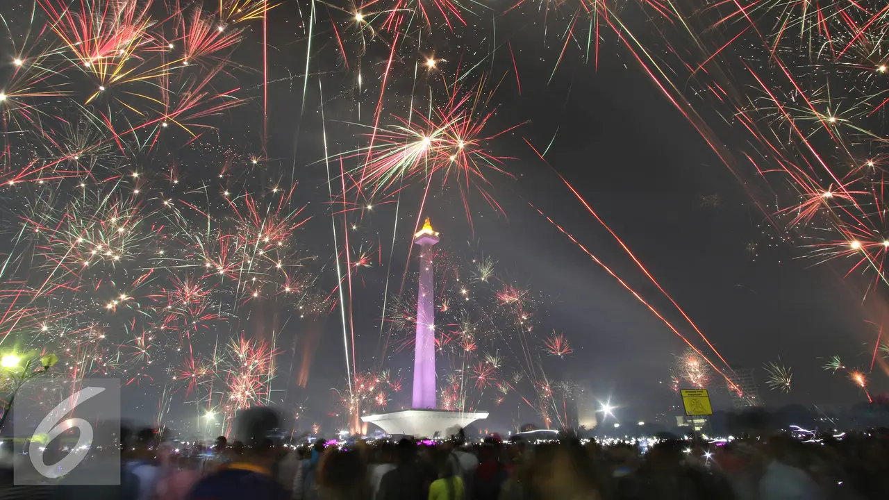 20160101-Tahun-Baru-di-Monas-Jakarta-IA