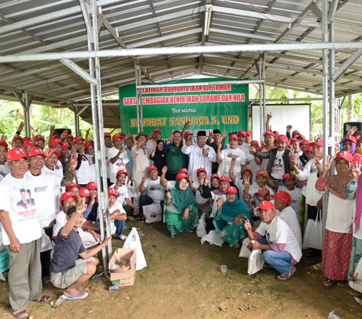 Mereka menyambut baik program dari Ganjar-Mahfud, memberikan dukungan atas program pelatihan sebagai langkah positif untuk masyarakat.<br><br><a class="editorlink " href="https://www.ganjarmahfud03.id/" rel="follow" target="_blank"><a class="editorlink" h