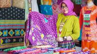Industri batik di Indonesia terus berkembang (dok: Pupuk Kaltim)