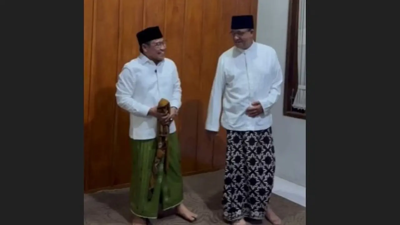 Momen Cak Imin selepet sarung Anies. (Istimewa)