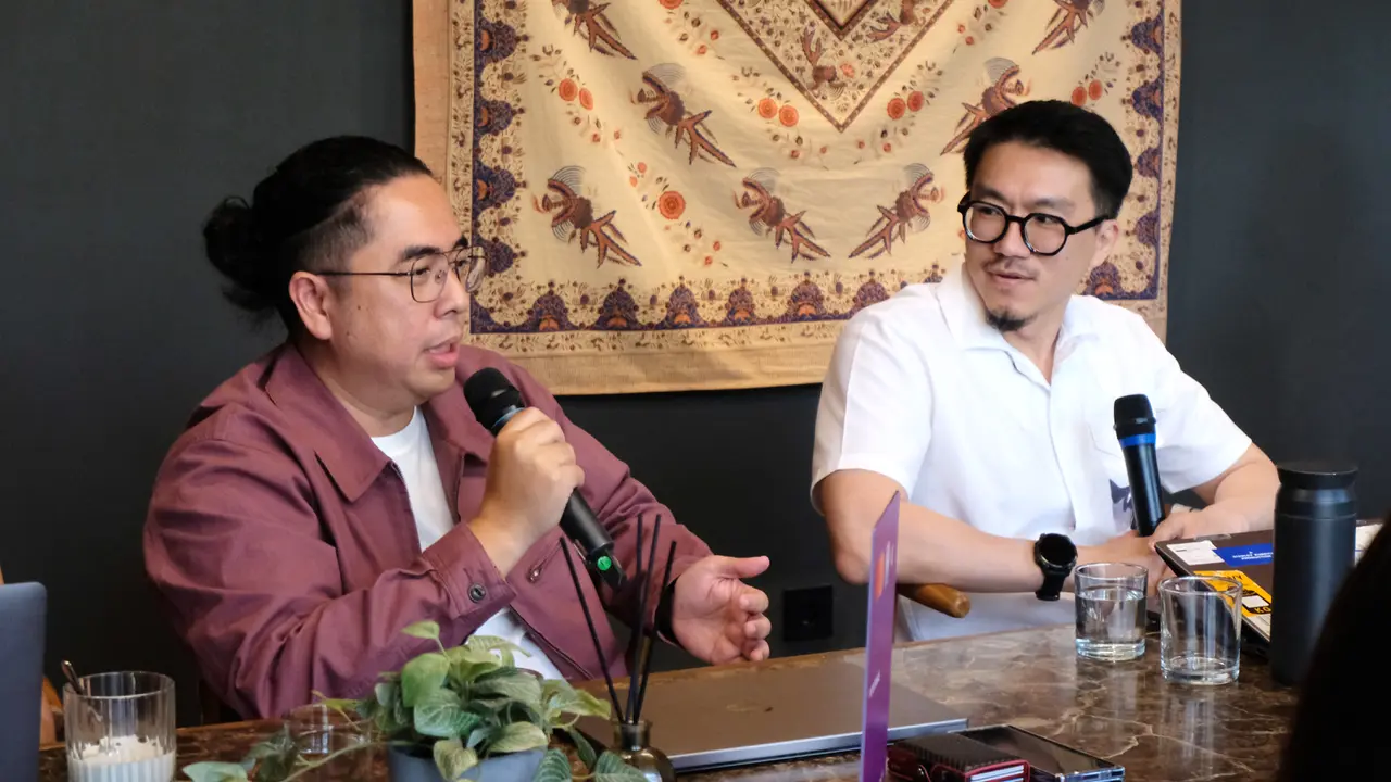 Head of Operations Honest Card Panji Puntadewa dan Financial Expert Fellexandro Ruby. (Dok Honest)