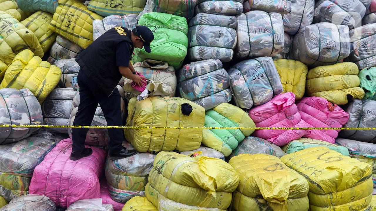 Indonesia Banjir Produk Ilegal, Satgas Bakal Selidiki Data Impor Tekstil dari China