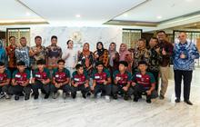 Puan Lepas 8 Pesepakbola Muda Penerima Beasiswa ke Portugal, dari Anak Penjual Kerupuk Hingga Keamanan Terminal