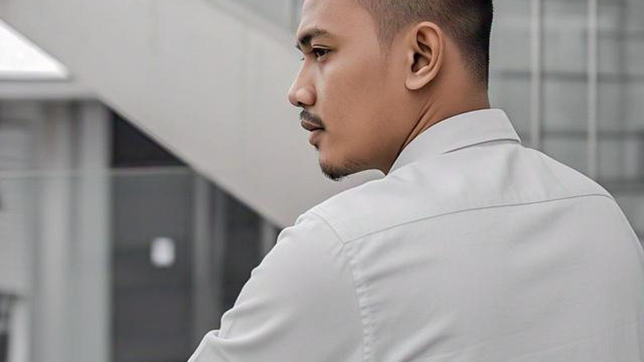 18 Model Rambut Cepak Pria Yang Viral di 2025, Gampang Dirawat &amp; Makin Ganteng