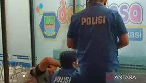 Duduk Perkara Ruangan Bupati Bekasi Disegel dan Digembok Sekelompok Orang