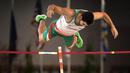 Atlet Lompat Galah Portugal, Samuel Remedios beraksi pada sesi  Pole Vault- Heptathlon di Kejuaraan  IAAF World Indoor Athletic Championships, Portland, Oregon, Sabtu (19/3/2016). (AFP/Mark Ralston)