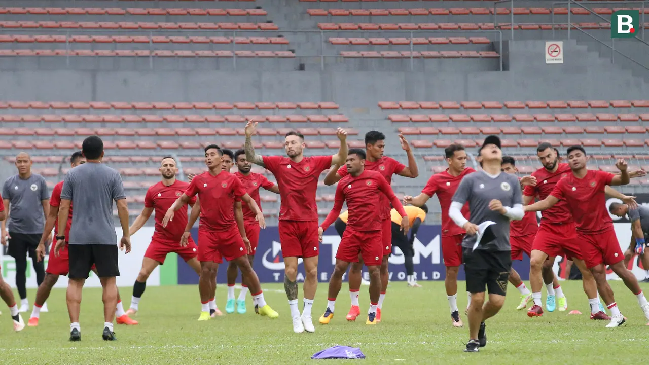 Latihan Timnas Indonesia di KLFA Stadium