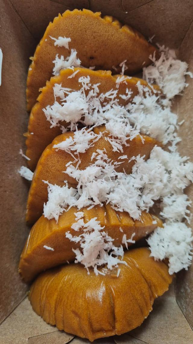 Mengenal Kue Apem dan Variasinya