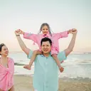 Putri Shandy Aulia Tampil Ekspresif dengan Rambut Cornrow, Jadi Inspirasi Gaya Rambut Anak Main di Pantai
