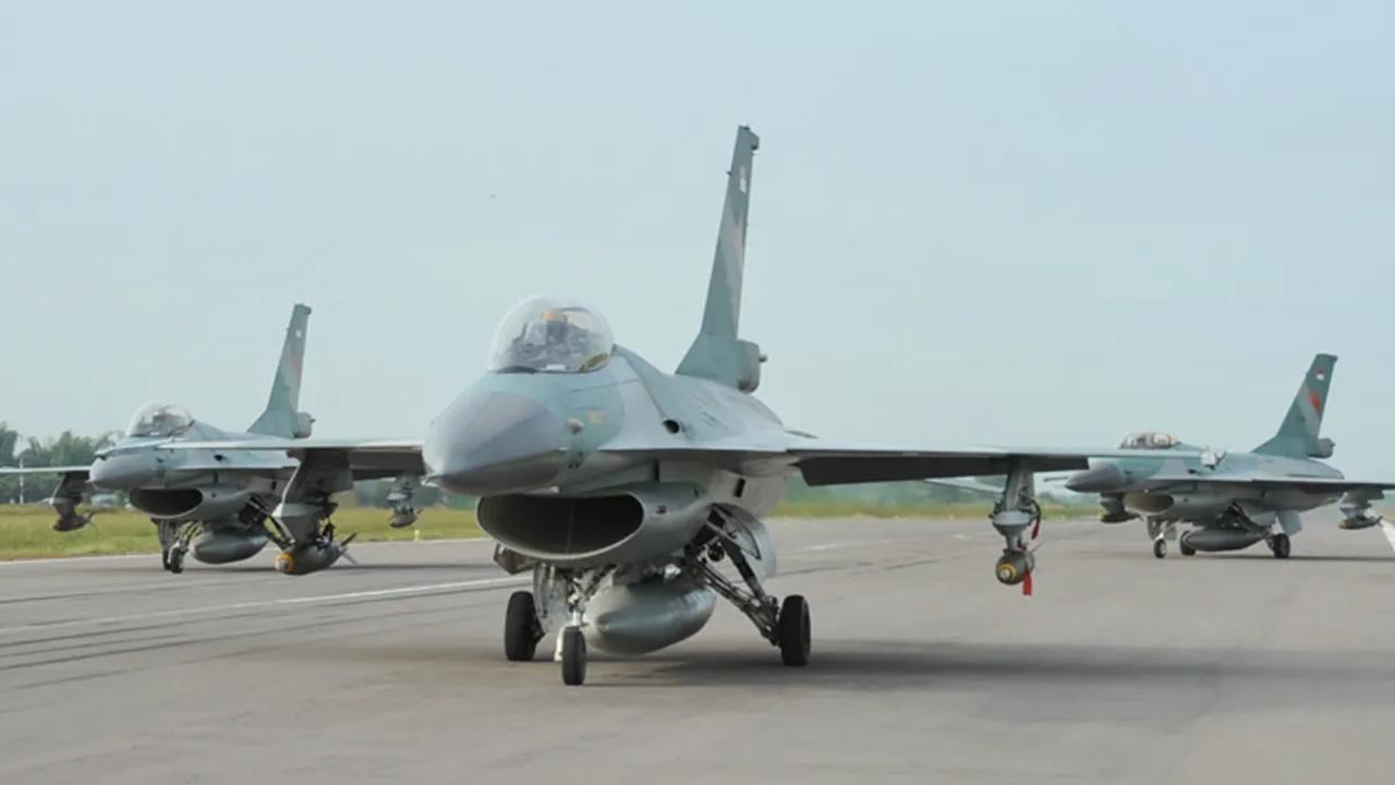 Tahun 2018, TNI AU resmi menerima F-16 C/D Blok 52. Diharapkan setelah melalui proses peremajaan, pesawat ini bisa digunakan sampai 40 tahun.