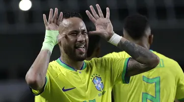 Neymar Jr, mencatat rekor usai menyalip jumlah gol Pele setelah pertandingan kontra Bolivia. (AP Photo/Bruna Prado)