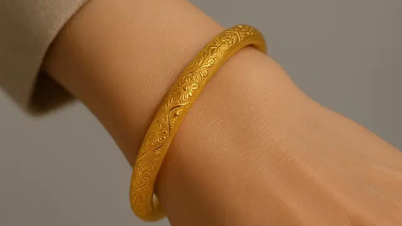 8 Model Gelang Emas 24 Karat 5 Gram yang Lagi Tren, Mewah Tapi Simpel untukSehari-Hari
