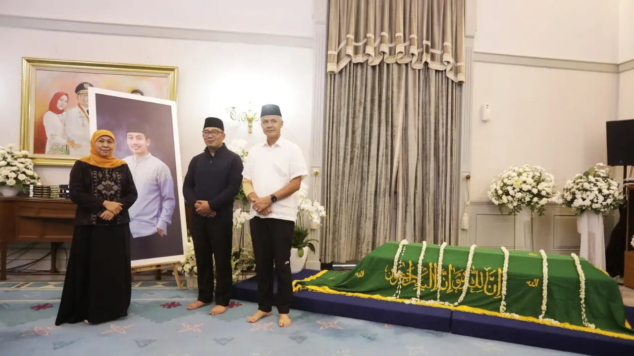 Khofifah dan Ganjar Pranowo Kirim Doa Terbaik untuk Almarhum Eril